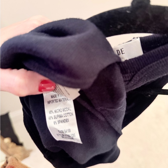 AGOLDE WOMEN'S RIANNE HIGH-NECK RACERBACK BODYSUIT Black Small - Picture 8 of 12